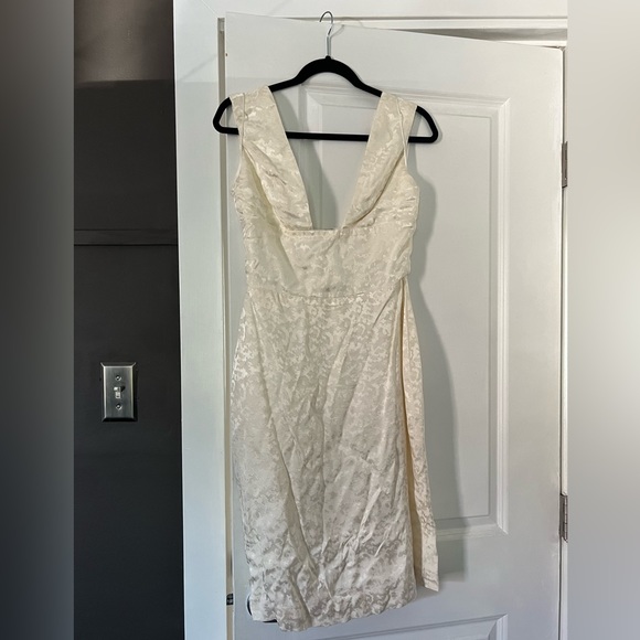 Before by Sarah Seven. Maude dress in Leopard. Size 4 on top, 8 on bottom. - Picture 4 of 9